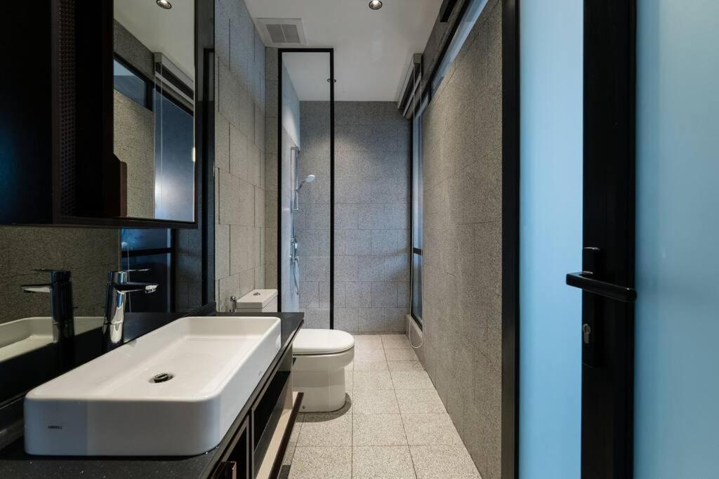 Klcc Musicalsty5Pax At Scarletzsuites Kuala Lumpur Dış mekan fotoğraf